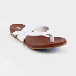 MIA White and Brown Sandals